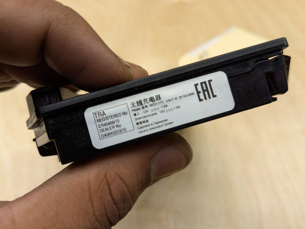 16-19 OEM BMW G11 G12 740 750 M760 Wireless Phone Charger Control Module