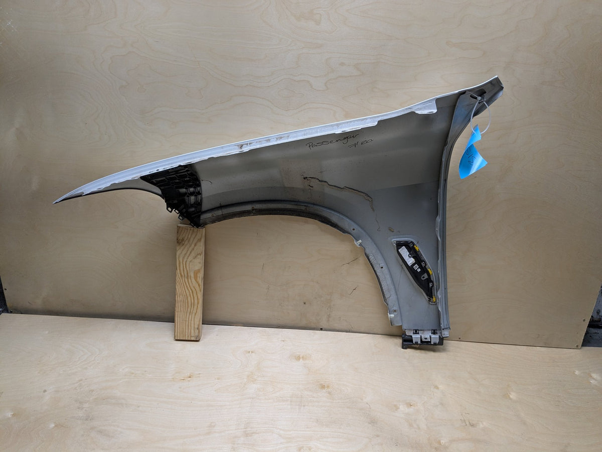 19-25 OEM BMW F95 G05 X5 X5M Front Right Passenger Fender Panel White A96