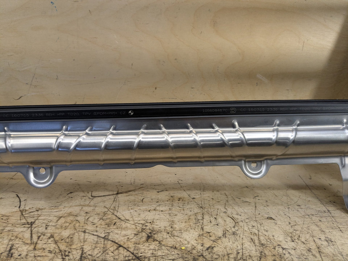 OEM BMW G12 740 750 M760 Rear Right Passenger Door Sun Blind Shade Roller Light
