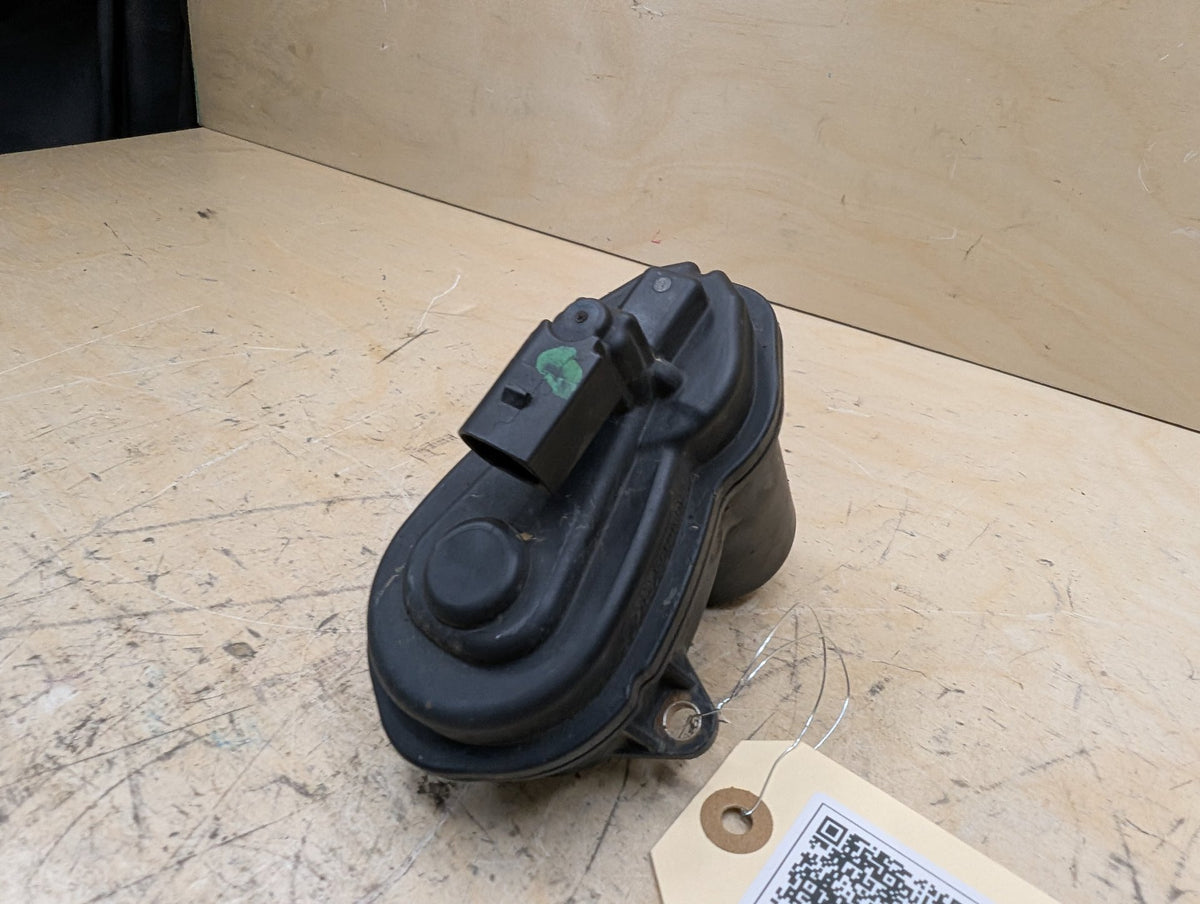 18-21 OEM BMW G01 G02 X3 X4 Rear Parking Brake Actuator Motor