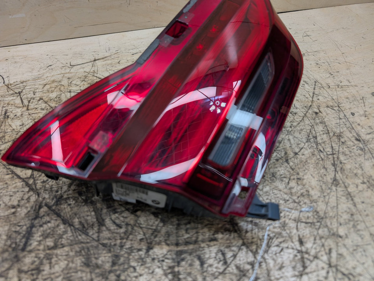 16-19 OEM BMW G11 G12 740 750 M760 Rear Left Driver Trunk Inner Stop Tail Light