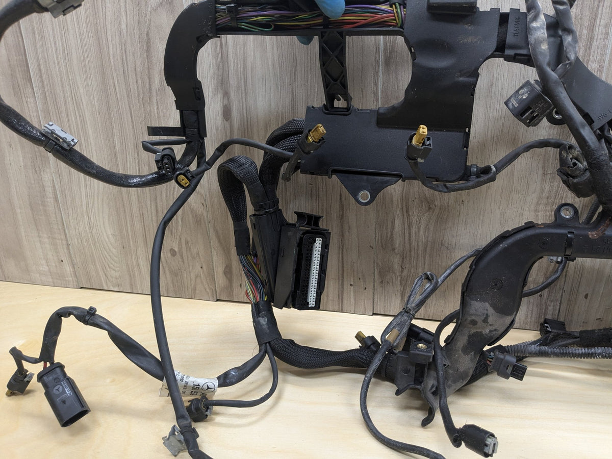 2009-2011 Mercedes-Benz R171 SLK-Class M272 Engine Wiring Harness A2720106845