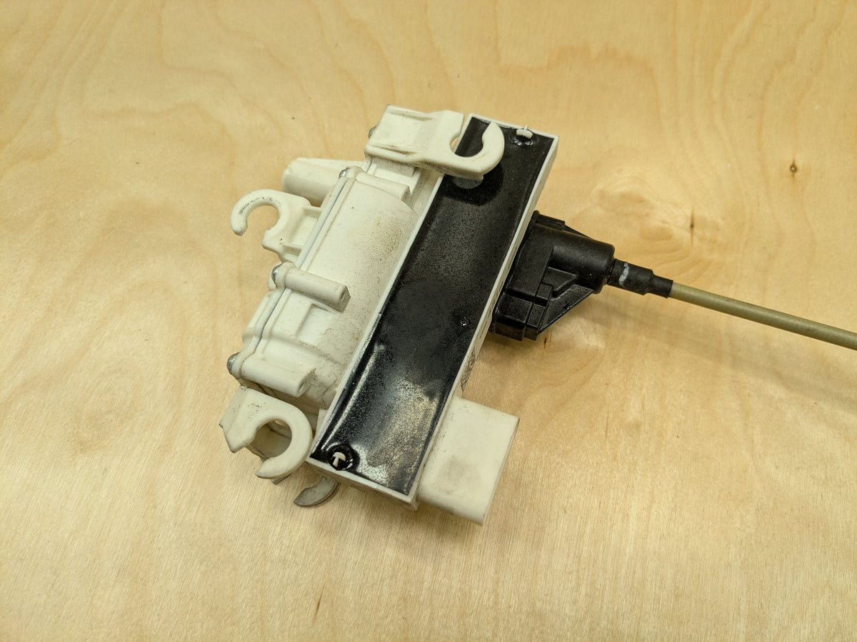 2016-2019 BMW 750Li G12 Rear Left Door Latch Lock Actuator 2581897 OEM