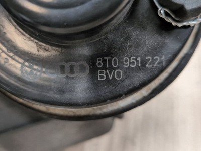 2008-2017 Audi S5 8T Alarm Horns SET 8T0951223 OEM