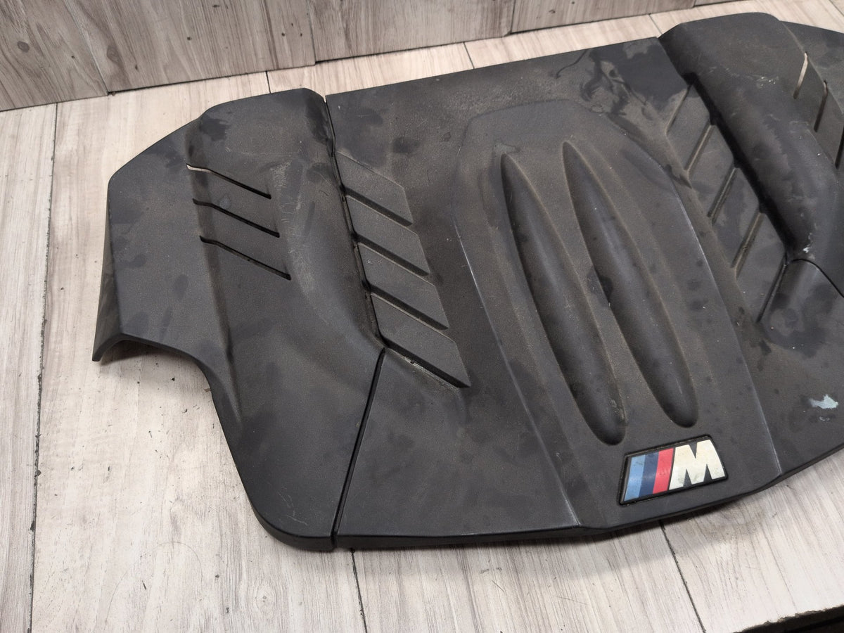 2011-2016 BMW F10 M5 S63B44T0 Engine Cover 7843155