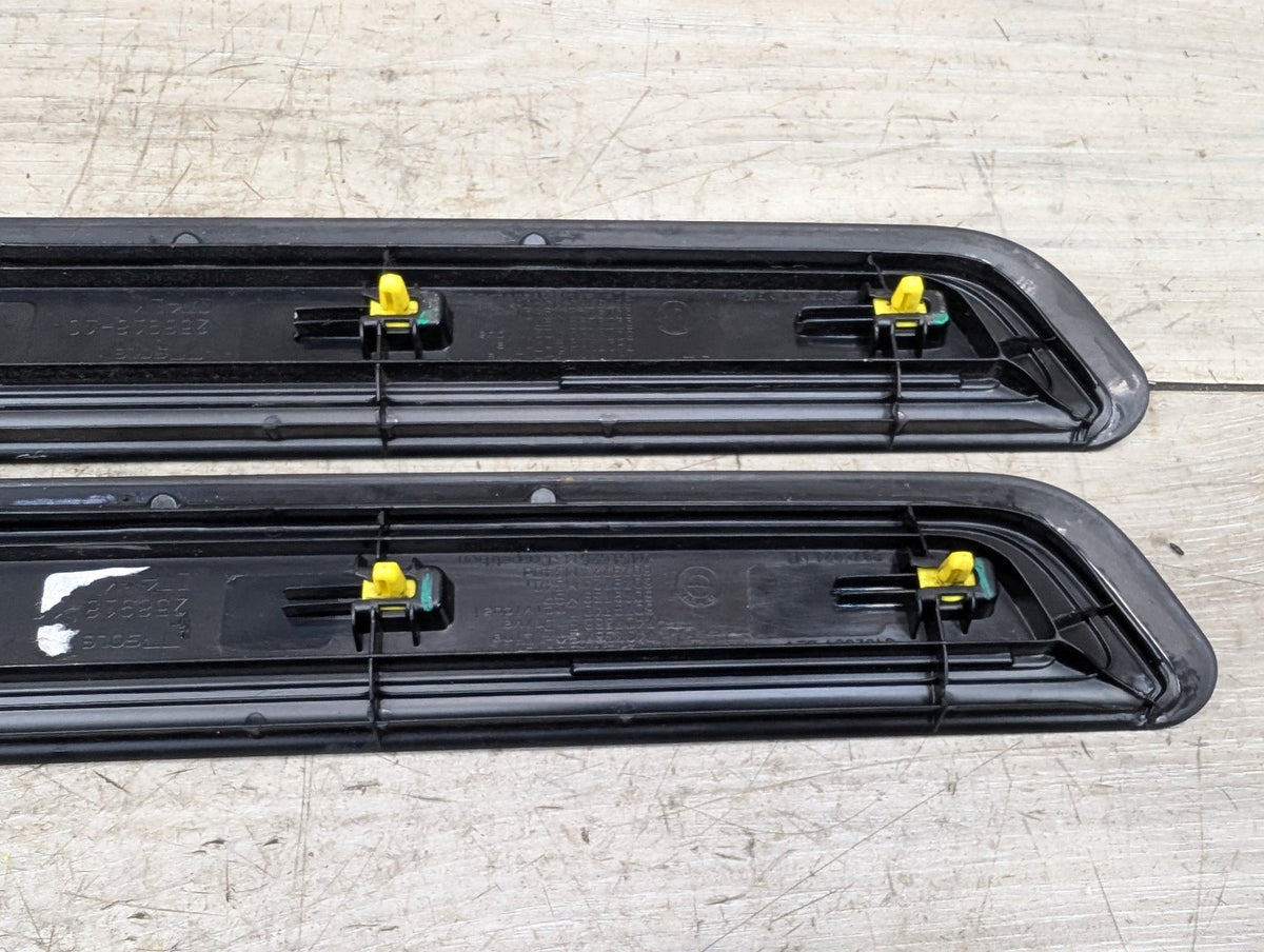 2019-2026 BMW 330i G20 Front Left Right Scuff Plate Door Sill SET 7407377 OEM