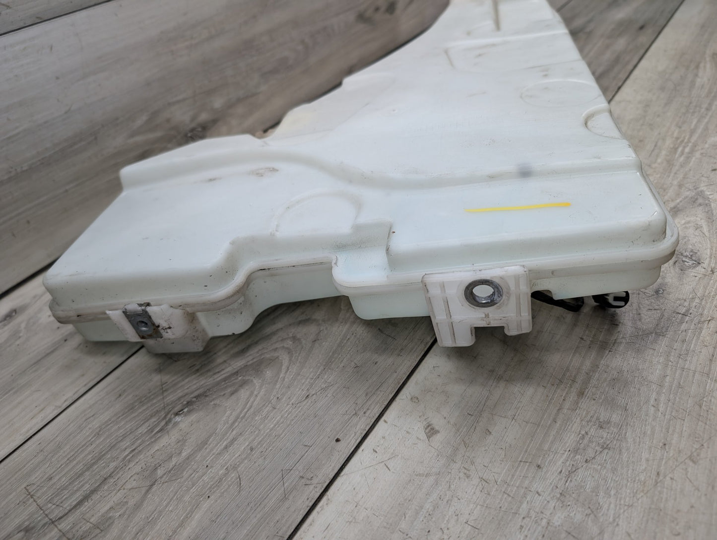 2007 - 2013 BMW X5 E70 Windshield Reservoir Tank Assembly 7161476 N62B48B