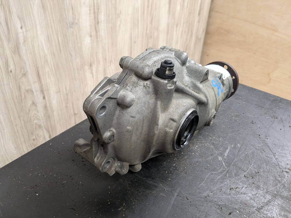 16-21 OEM BMW G30 G12 750 M550 AWD Front Differential Axle Carrier 2.81 Ratio