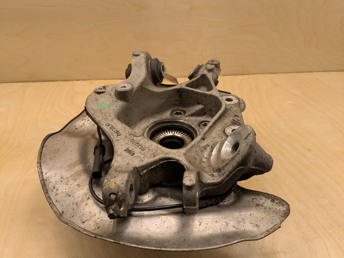 2018-2025 BMW X3 G01 Rear Right Passenger Spindle Knuckle w/ Bearing 6871028 OEM