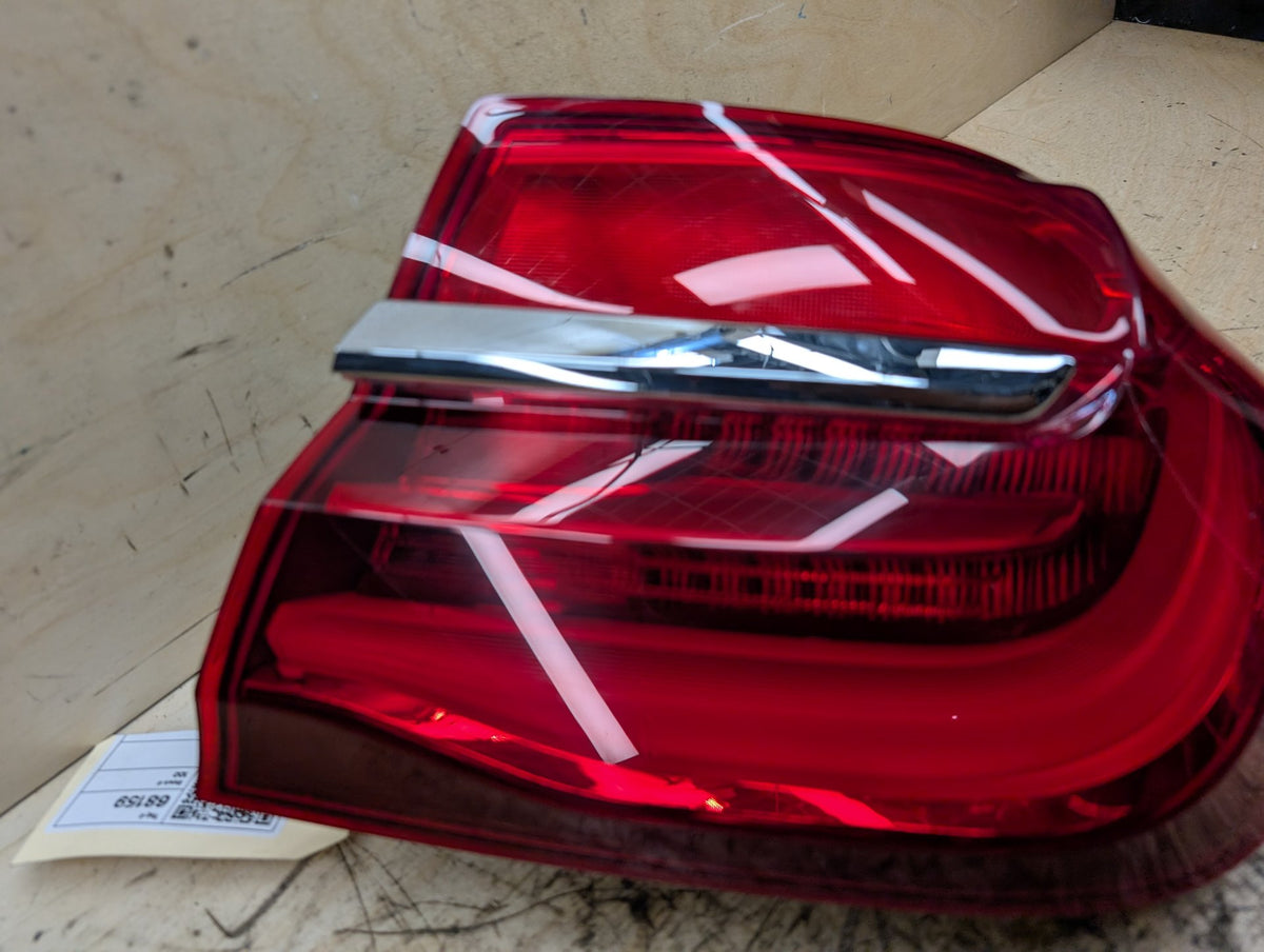 16-19 OEM BMW G11 G12 740 750 M760 B7 Rear Right Passenger Outer LED Tail Light