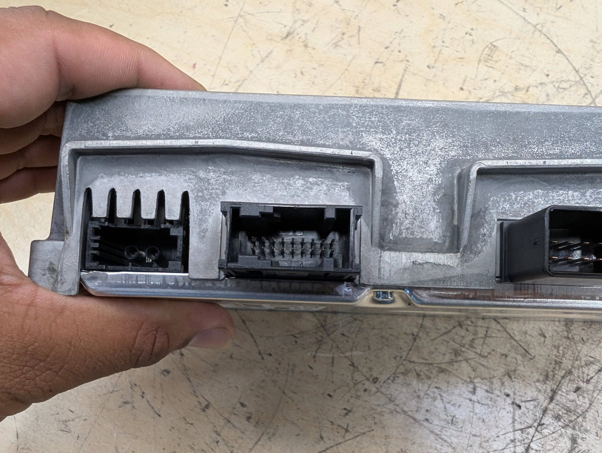 2011-2017 Audi RS5 8T Stereo Audio Amp Amplifier 8T1035223A OEM