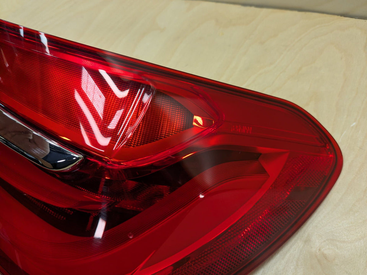 16-19 OEM BMW G11 G12 740 750 M760 B7 Rear Right Passenger Outer LED Tail Light