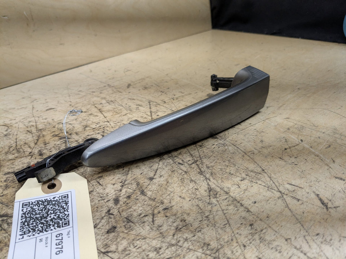 2008-2013 BMW 135i E88 Front Left Driver Door Handle w/ Comfort Access OEM
