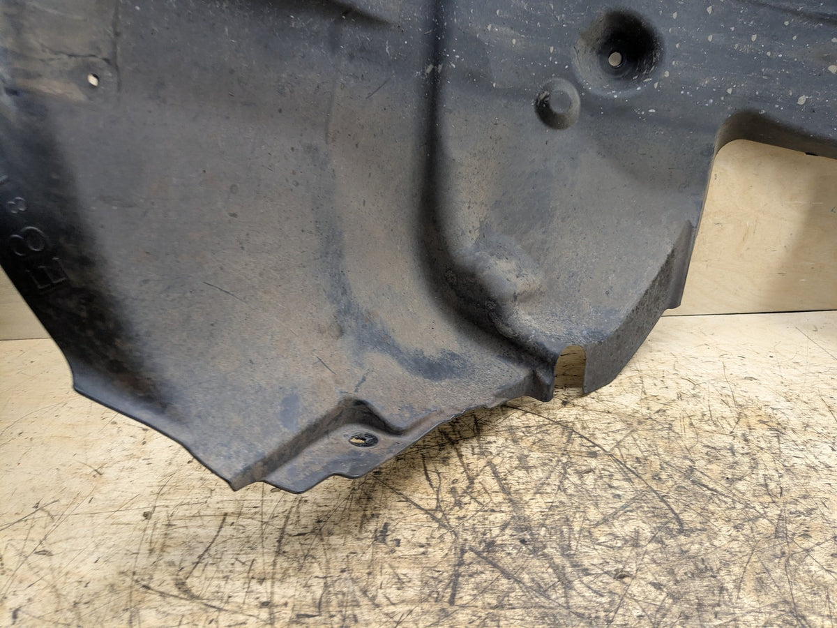 2008-2013 BMW 135i E88 Front Right Passenger Fender Liner Splash Guard 7166244