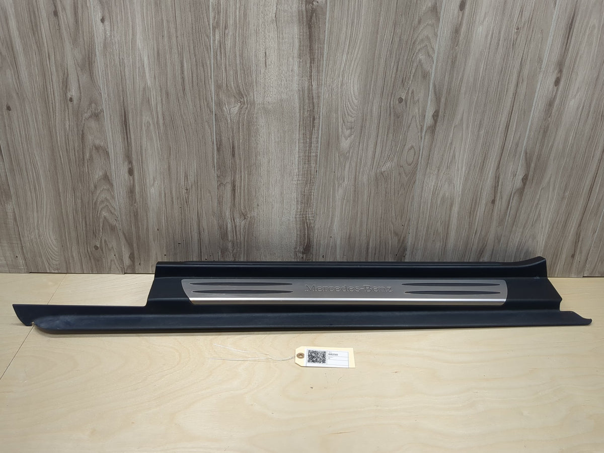 09-11 Mercedes-Benz SLK-Class R171 Front Left Driver Scuff Plate Door Sill OEM