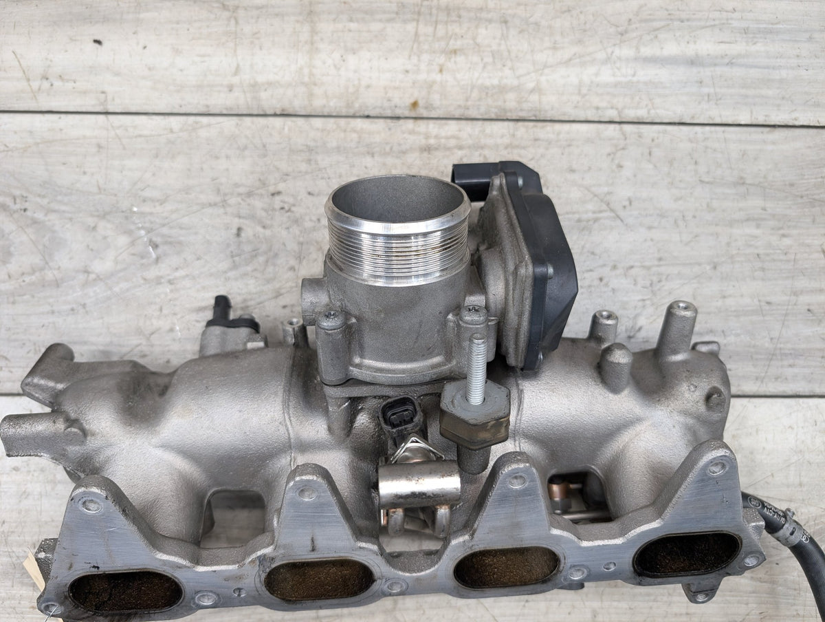 2009-2017 Audi 8R Q5 EA888 Engine Motor Intake Manifold 06H133201S