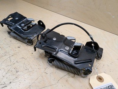 OEM BMW F22 F30 F32 F36 F80 F82 F87 M4 Hood Safety Catch Lock Latch Bracket SET