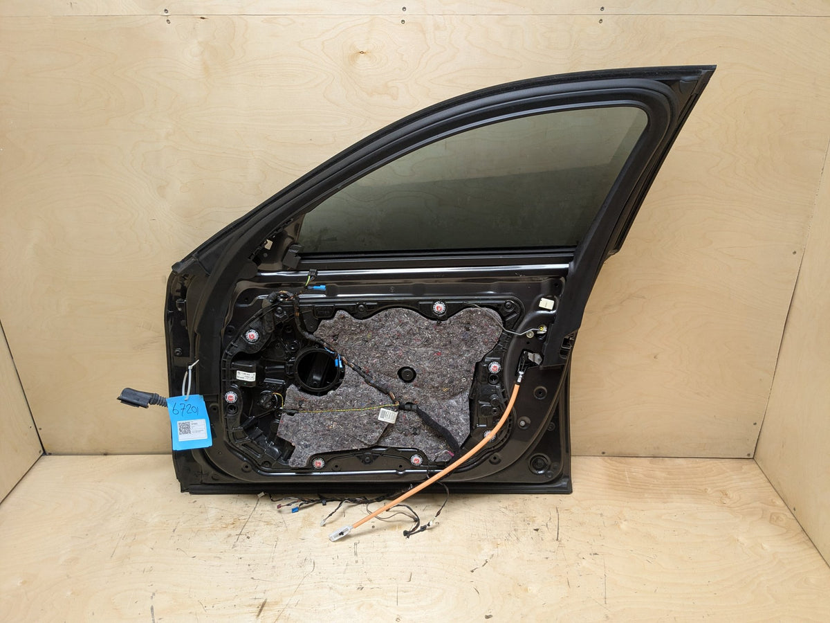 OEM BMW F90 G30 530 540 M550 M5 Front Right Passenger Door Shell Panel Grey A90