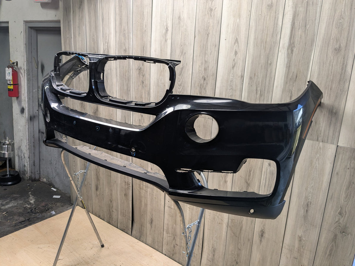 2014 - 2018 BMW X5 F15 Front Bumper Cover 7378609 N63B44O1