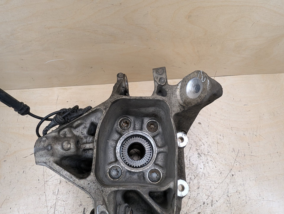 OEM BMW G05 G06 G07 X5 X6 X7 Rear Left Driver Side Hub Spindle Knuckle Bearing