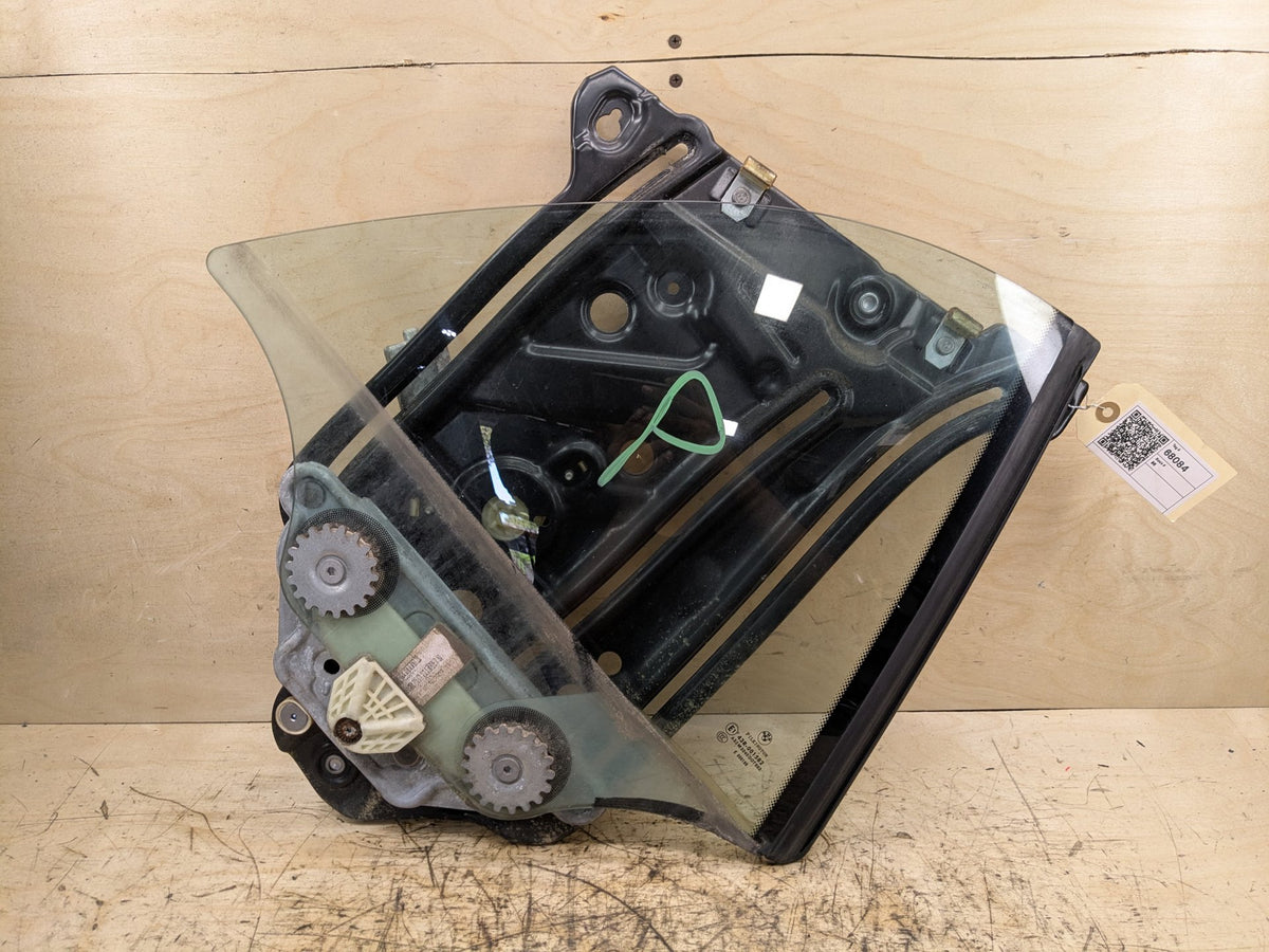 2008-2013 BMW 135i E88 Convertible Rear Right Window Regulator Motor 7165594 OEM
