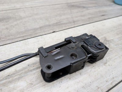2008-2017 Audi S5 8T Hood Bonnet Safety Lock Latches SET 8T1823746 OEM