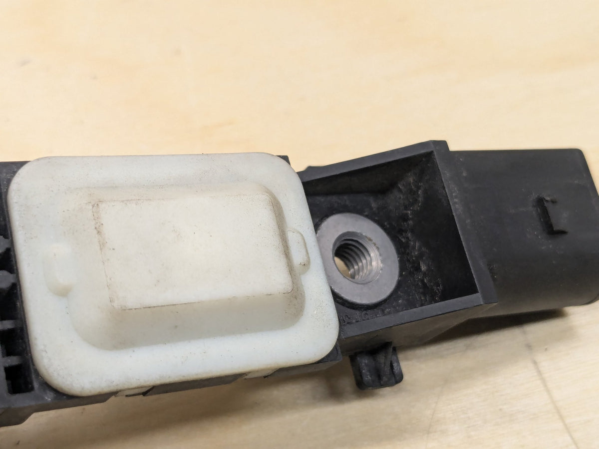 2009-2011 Mercedes-Benz SLK-Class R171 Yaw Rate Sensor Module A0038212851 OEM
