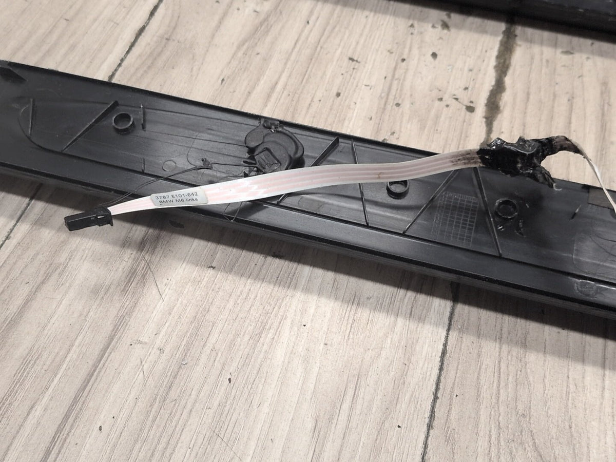 2004-2010 BMW M6 E64 Front Left Right Scuff Plate Door Sill SET 7898230 OEM
