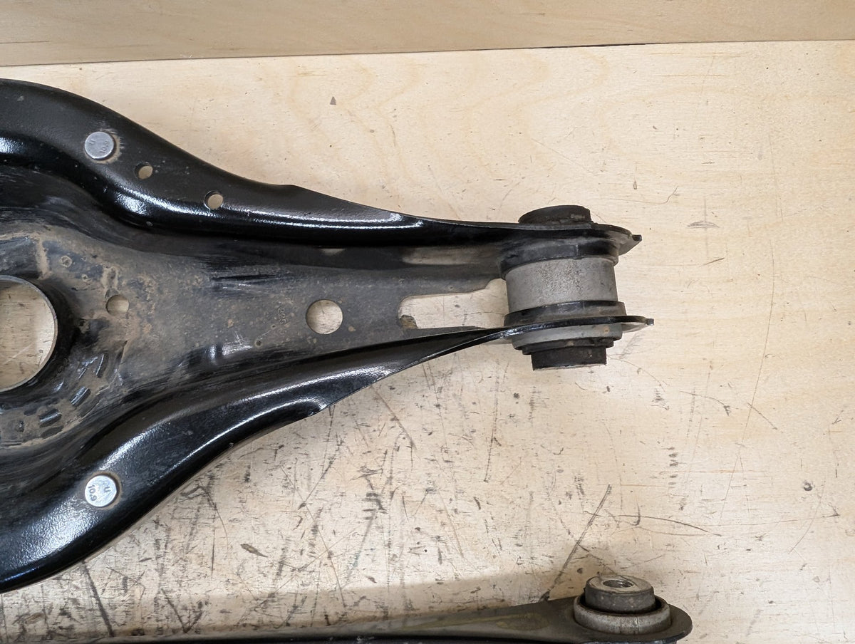 19-26 OEM BMW G20 G22 G26 G42 Rear Right Passenger Upper Lower Control Arm SET