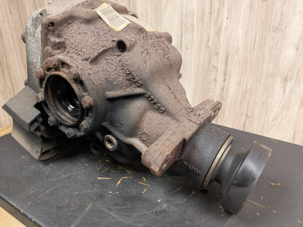 2004-2010 BMW M6 E64 S85B50A Rear Axle Carrier Differential k 2283062