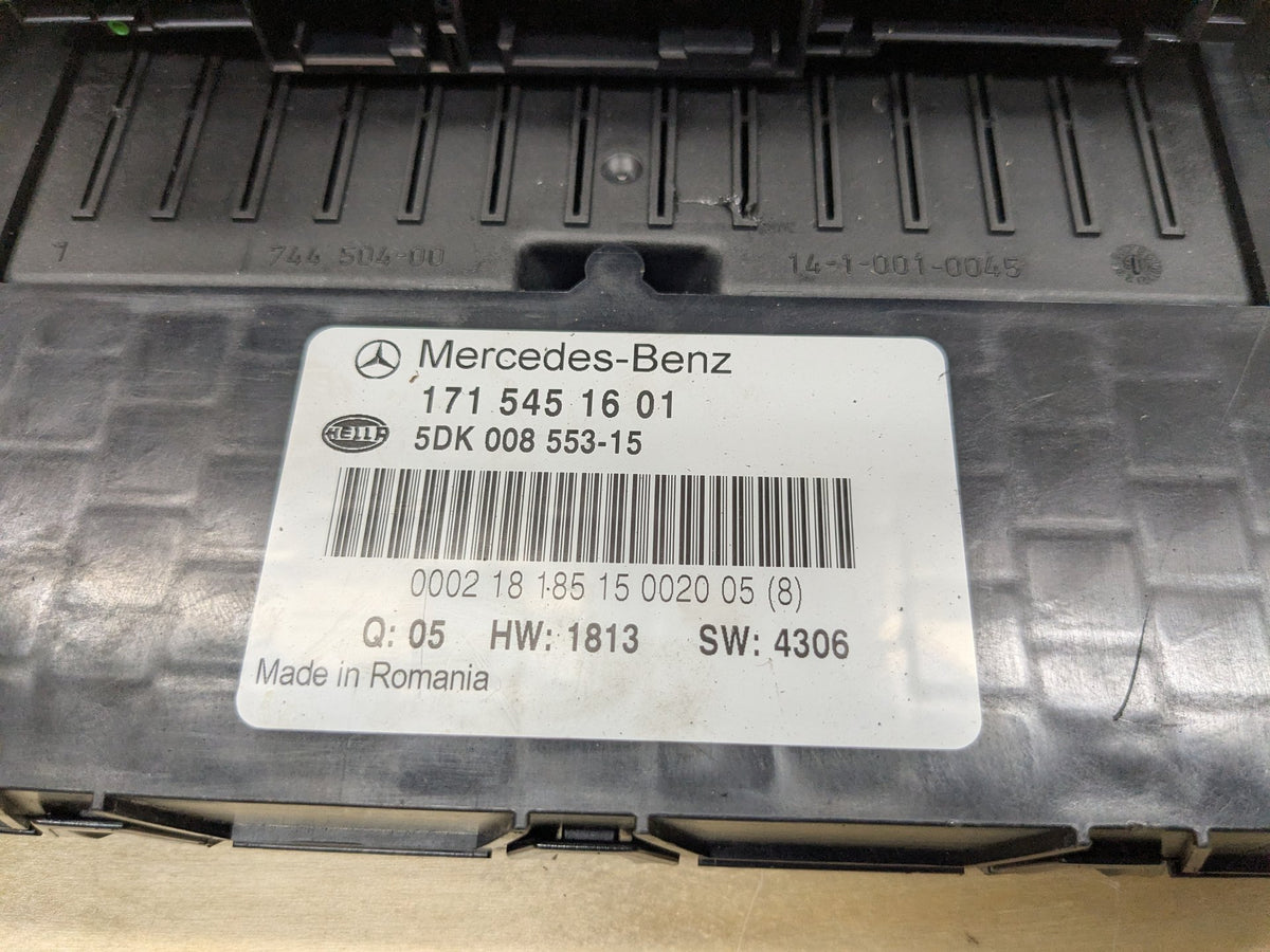2009-2011 Mercedes-Benz SLK-Class R171 Rear Power Distribution Fuse Box A1715451601 OEM