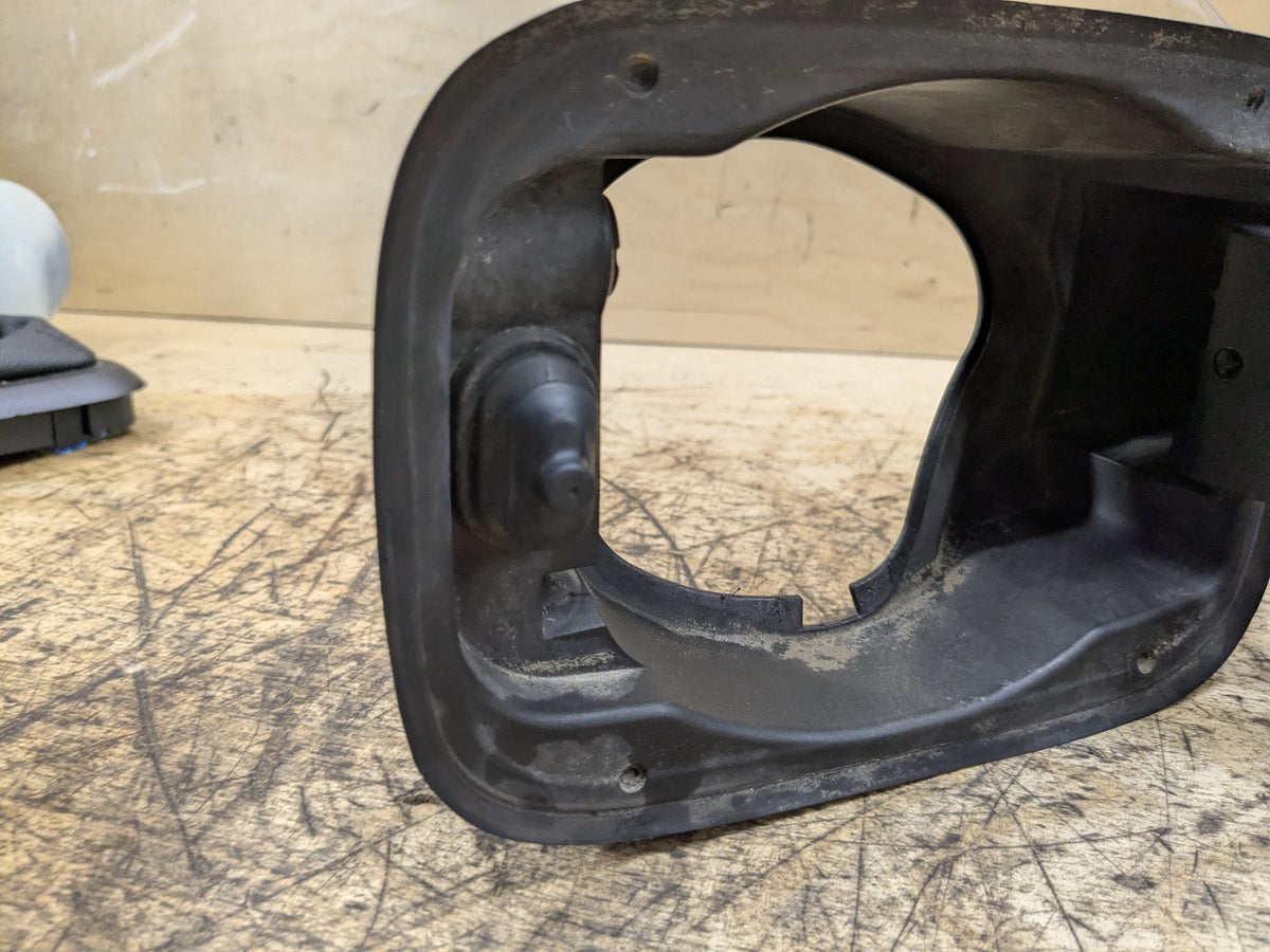 2008-2013 BMW 135i E88 Fuel Gas Tank Filler Cap 7166825 OEM