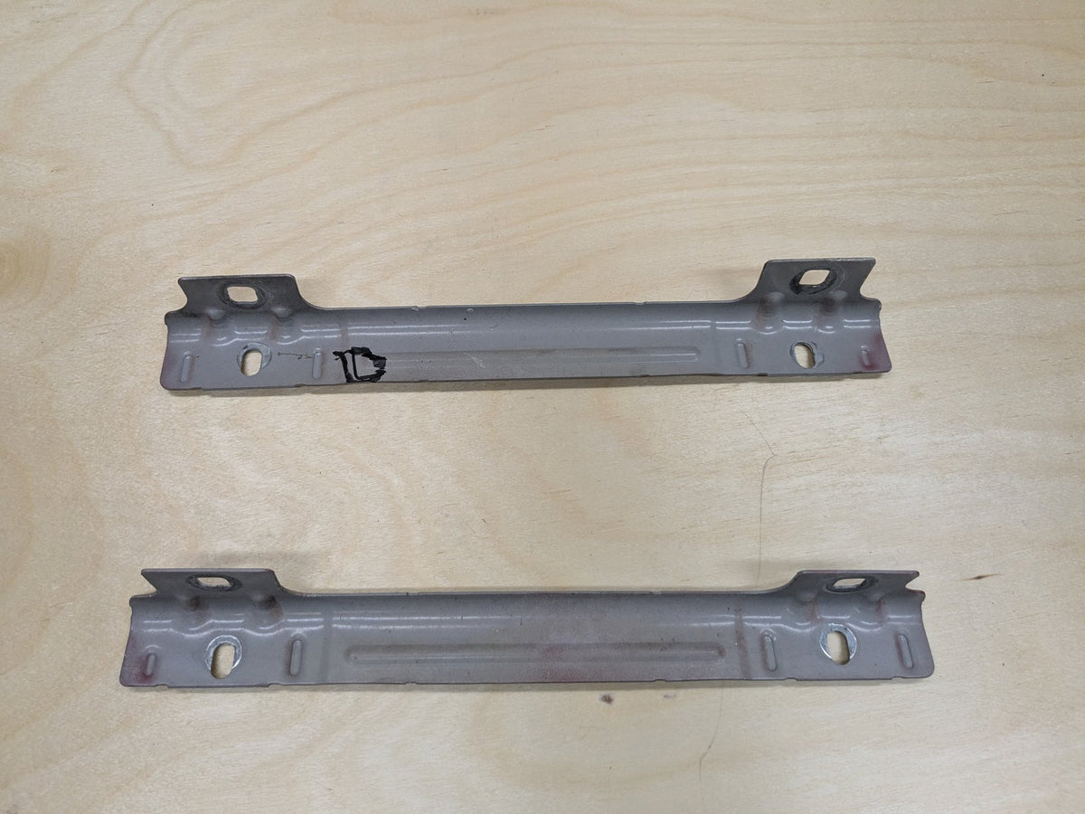 2009-2011 Mercedes-Benz SLK-Class R171 Fender Brackets SET A1718810914 OEM