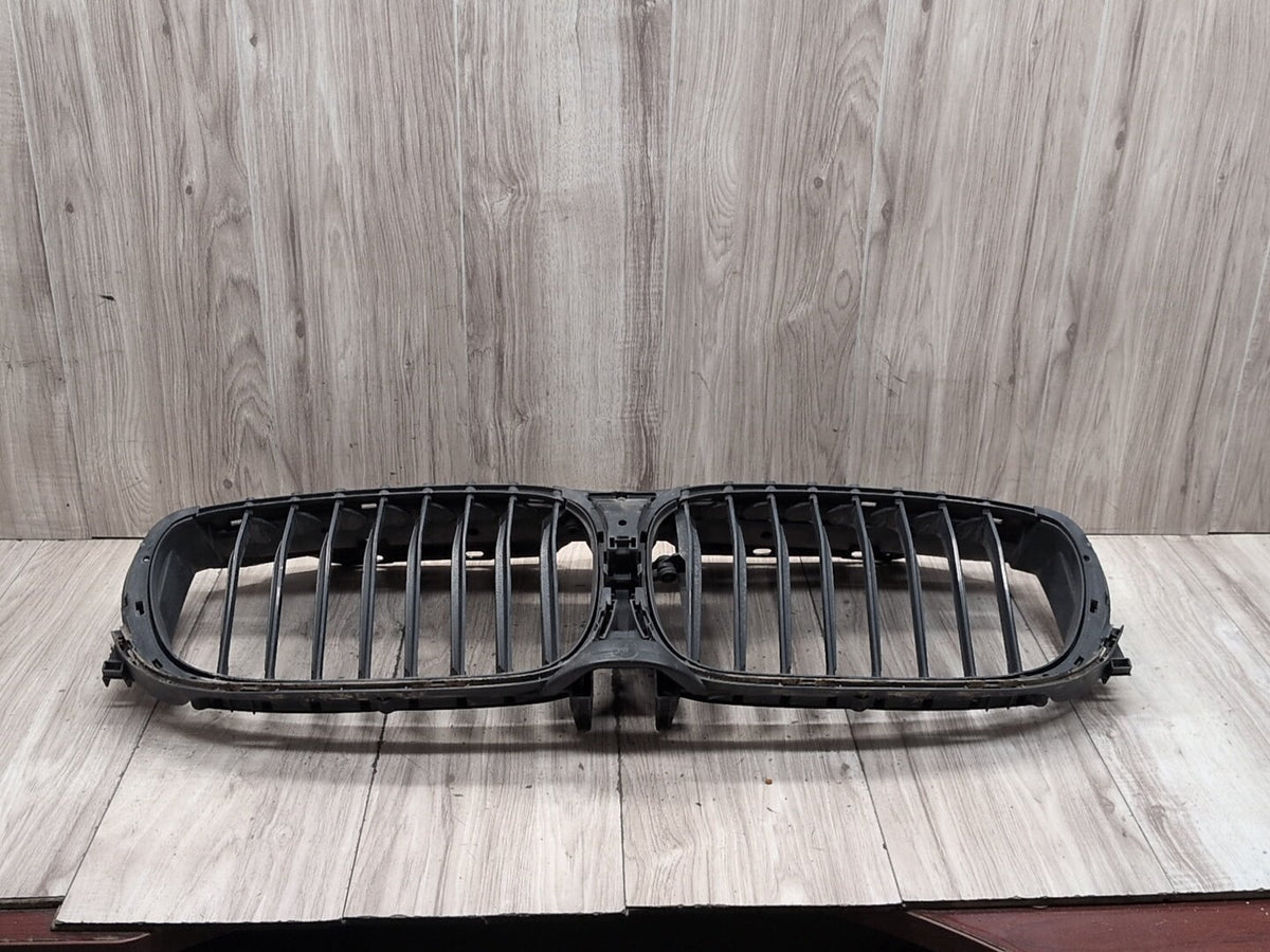2016-2022 BMW 750i G12 Front Bumper Radiator Air Flap Shutter 8091760 OEM