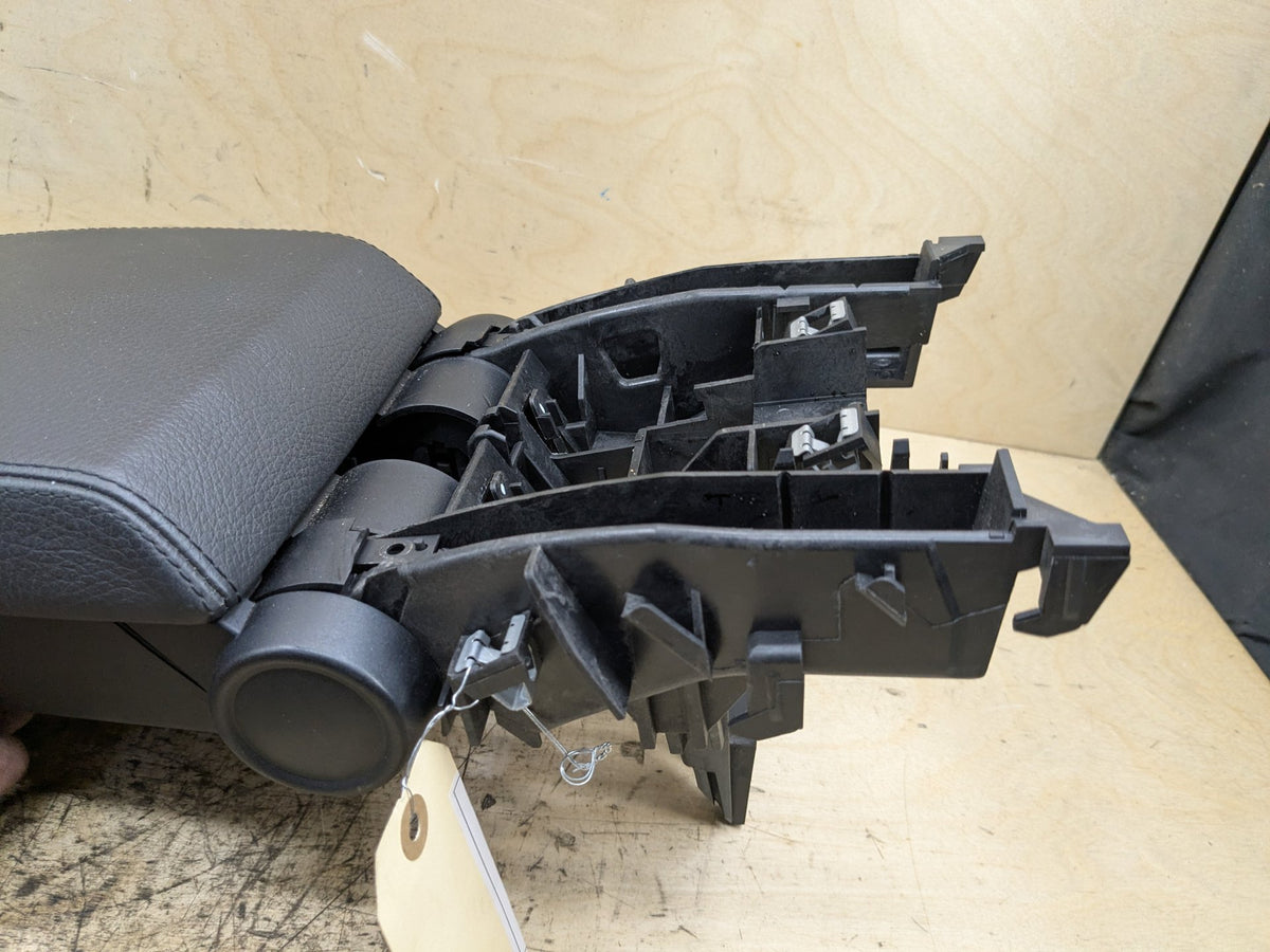 2008-2013 BMW 135i E88 Center Console Armrest Arm Rest 7140617 OEM