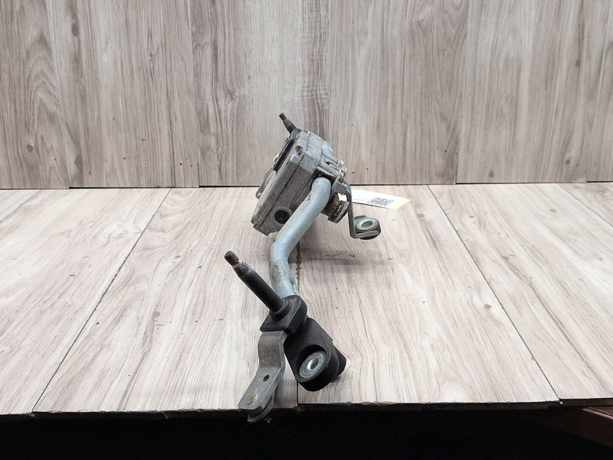 2008-2017 Audi S5 8T Front Windshield Wiper Motor 8T1955119D OEM