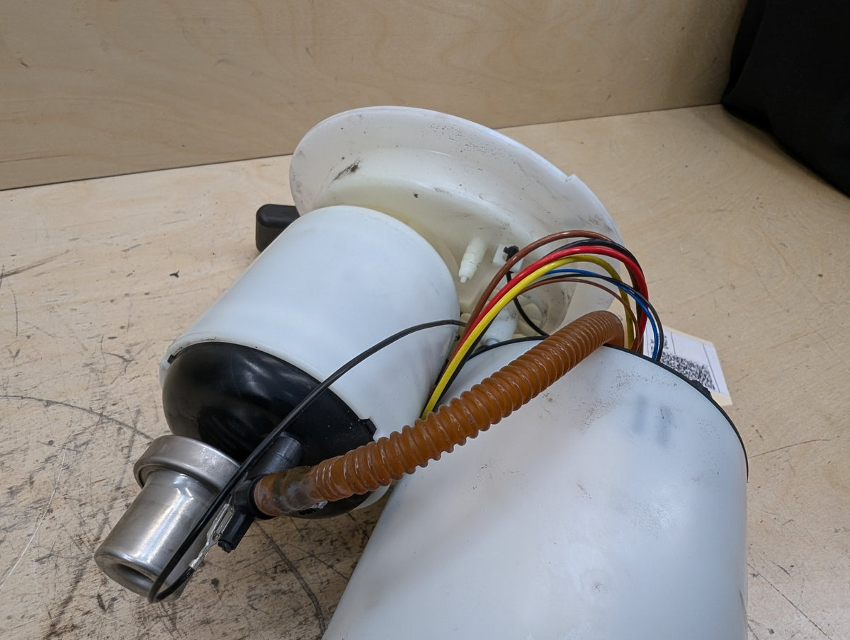 2011-2017 Audi RS5 8T Fuel Gas Tank Sending Unit Assembly 8K0919051AD OEM