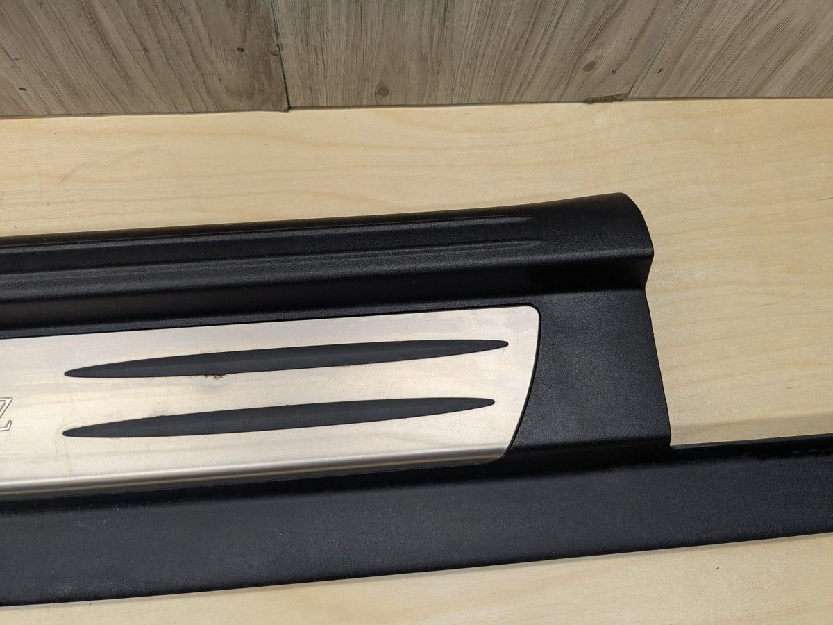 2009-2011 Mercedes-Benz SLK-Class R171 Right Scuff Plate Door Sill A1716800235