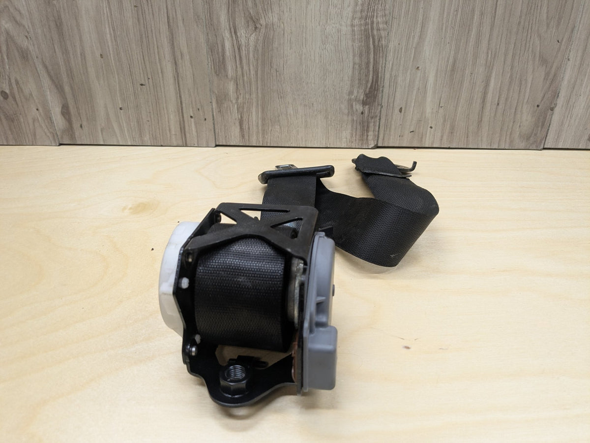 2009-2011 Mercedes-Benz SLK-Class R171 Front Left Seatbelt A1718601185 OEM