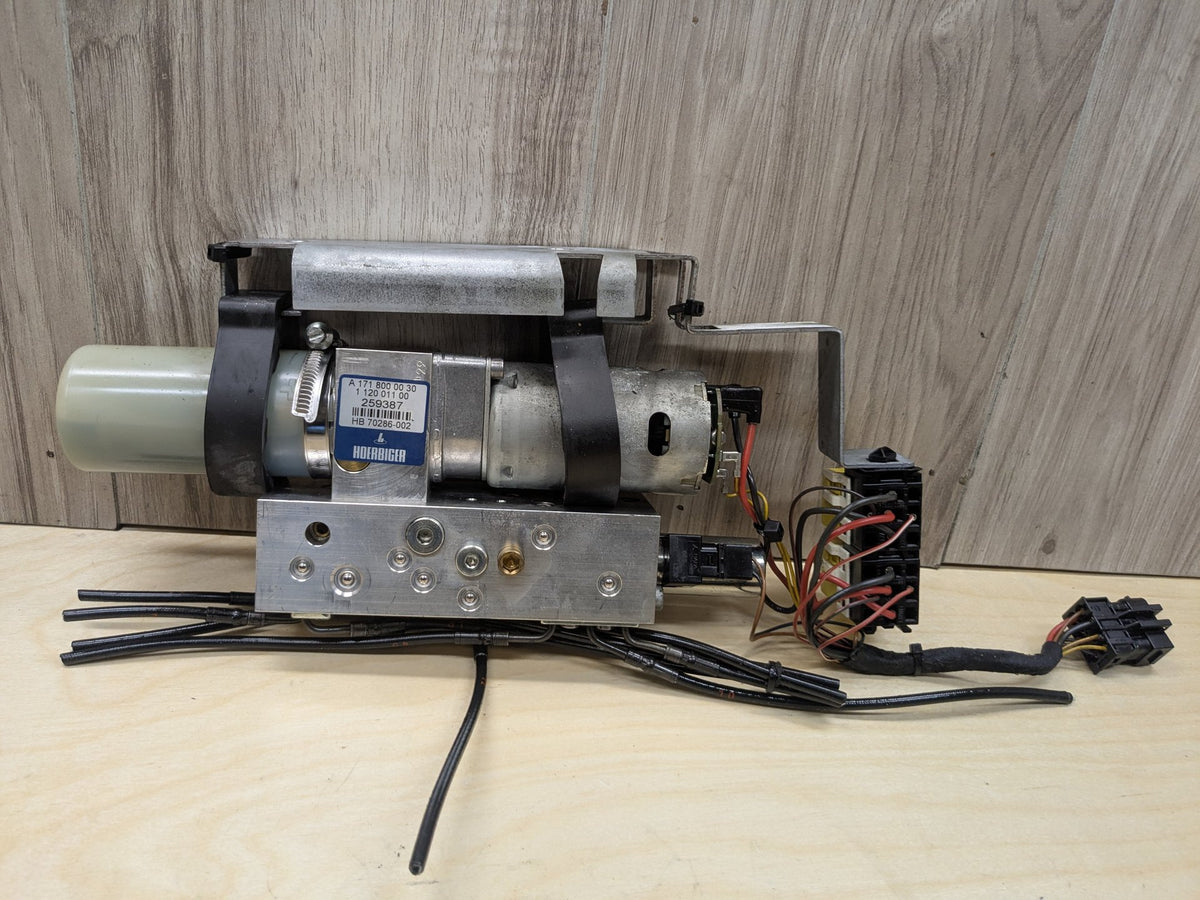 2009-2011 Mercedes-Benz SLK-Class R171 Convertible Pump Motor A1718000030 OEM
