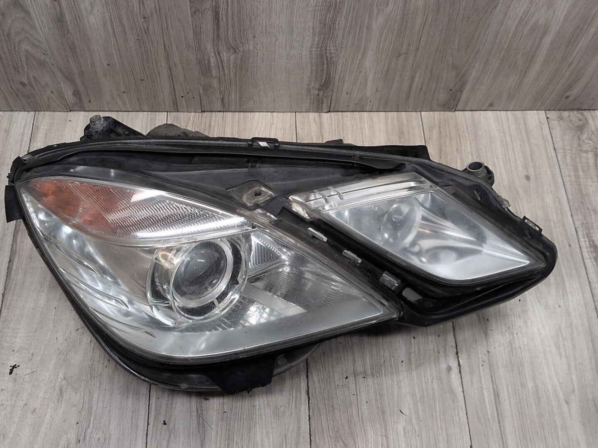 10-13 Mercedes-Benz E550 W212 Front Right Passenger Xenon HID Headlight w Module