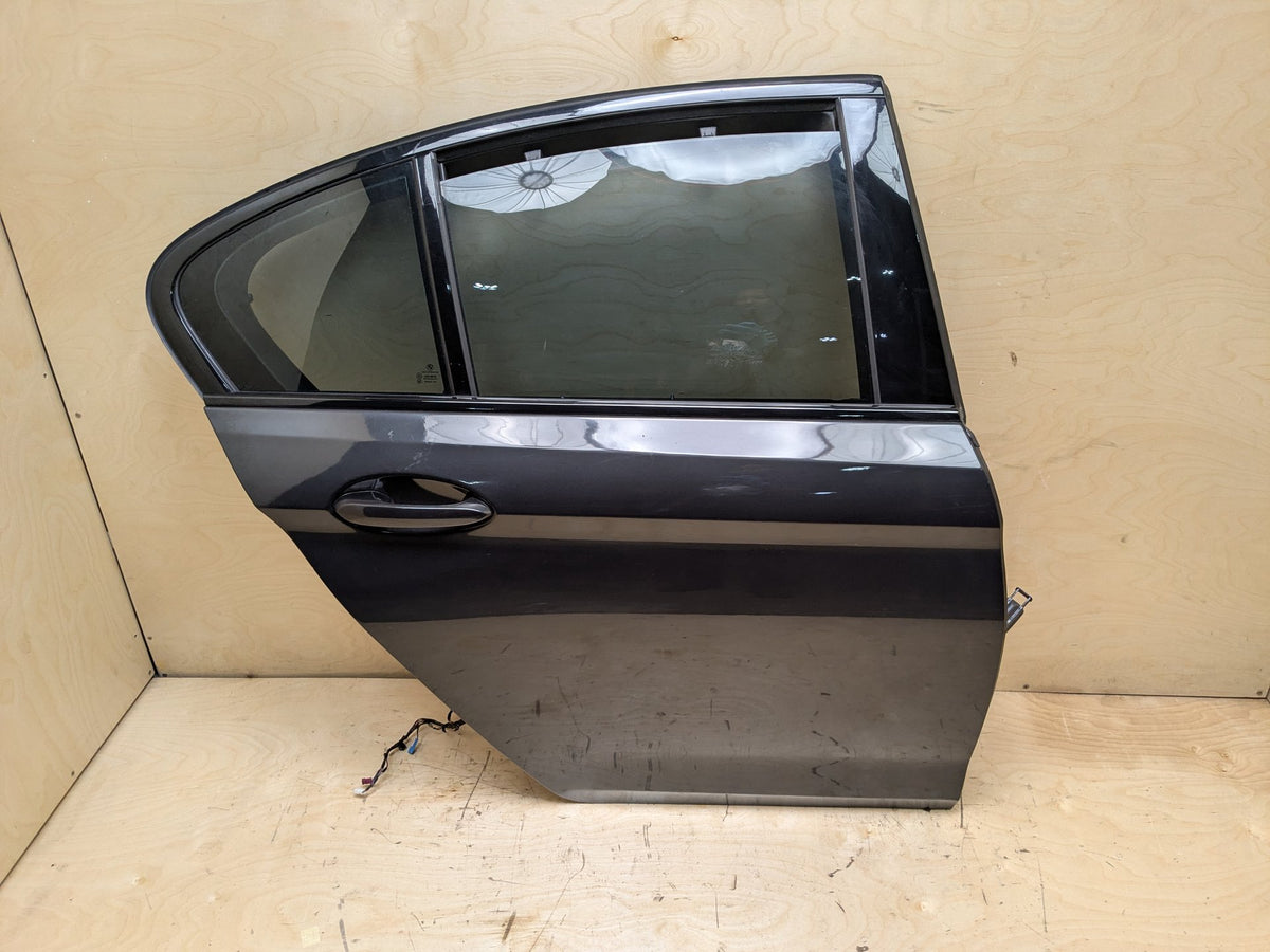 OEM BMW F90 G30 530 540 M550 M5 Rear Right Passenger Door Shell Panel
