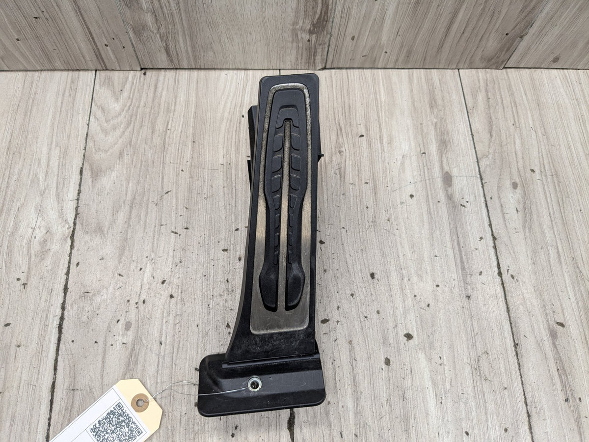 2022-2026 BMW 430i G26 Gas Accelarator Pedal 6889820 OEM