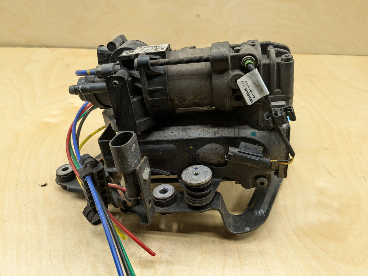 2016-2019 BMW 750Li G12 Misc OEM