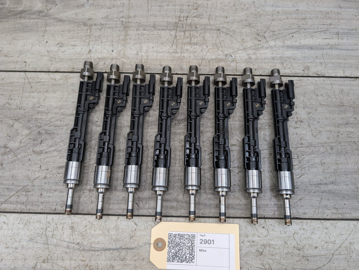 2014-2018 BMW X5 F15 Engine Motor Fuel Injector SET 8627842
