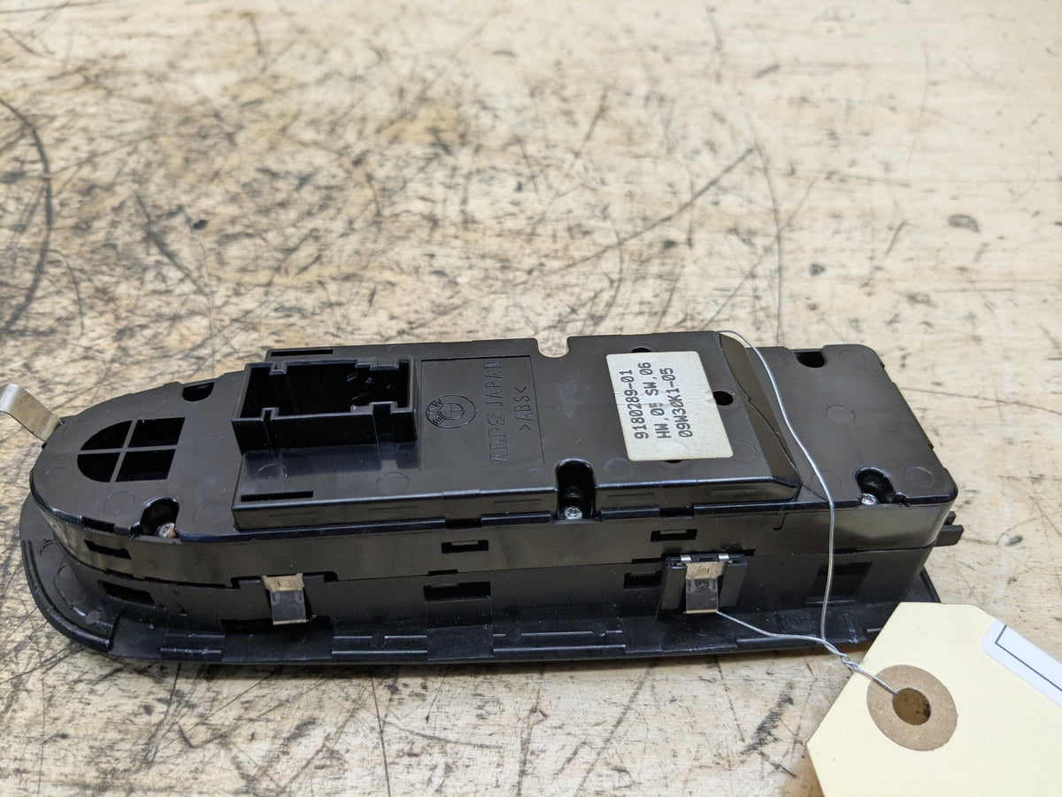 2008-2013 BMW 135i E88 Front Left Driver Door Master Window Switch 9180289 OEM
