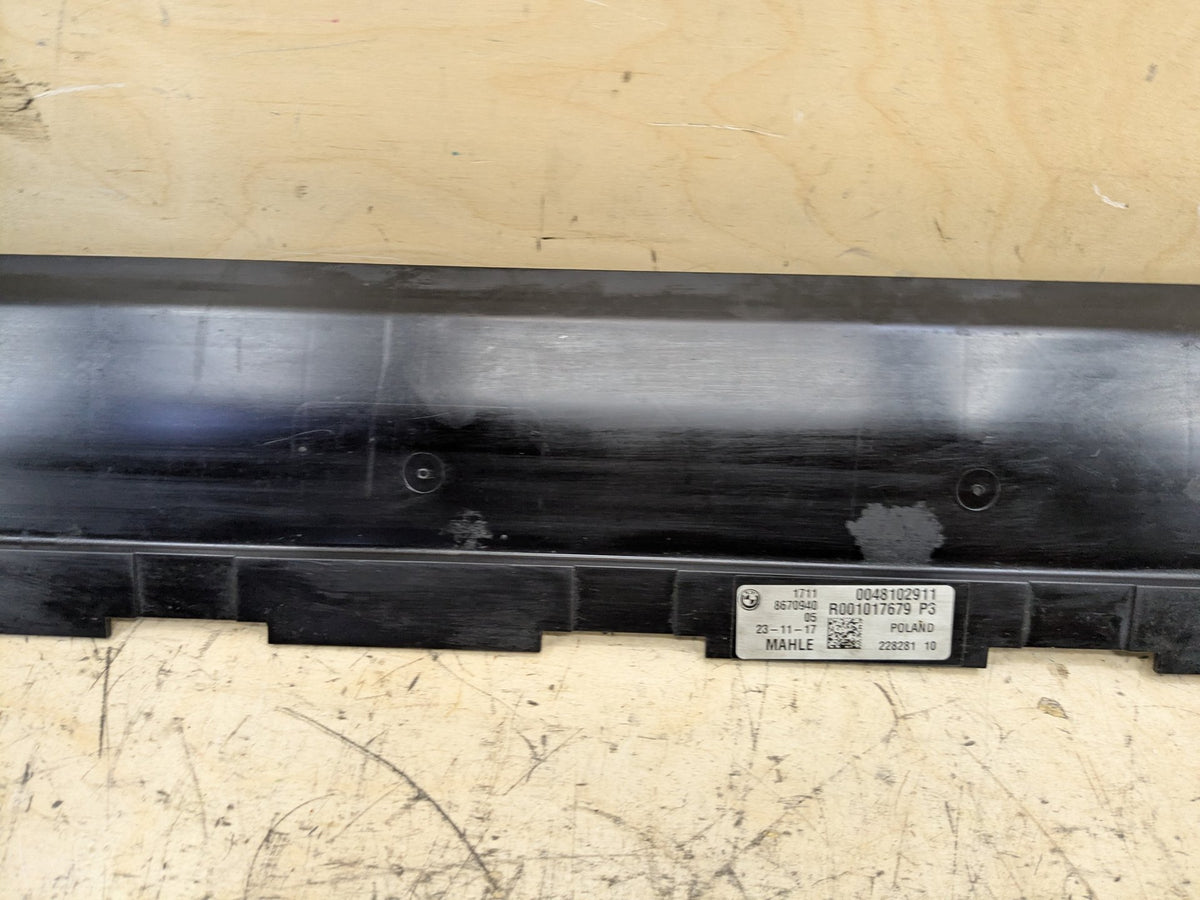 2018-2023 BMW M550i G30 Front Radiator Cover Air Duct Panel 8670940 OEM