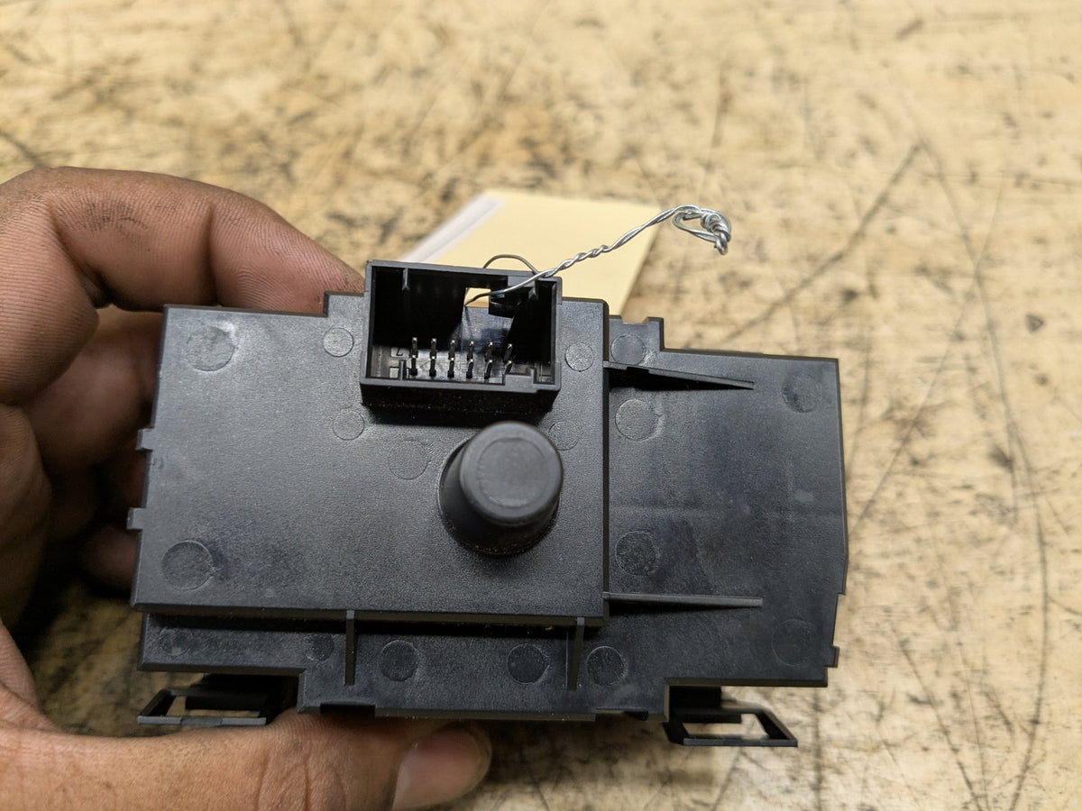 2008-2013 BMW 135i E88 Headlamp Switch 6938865 OEM