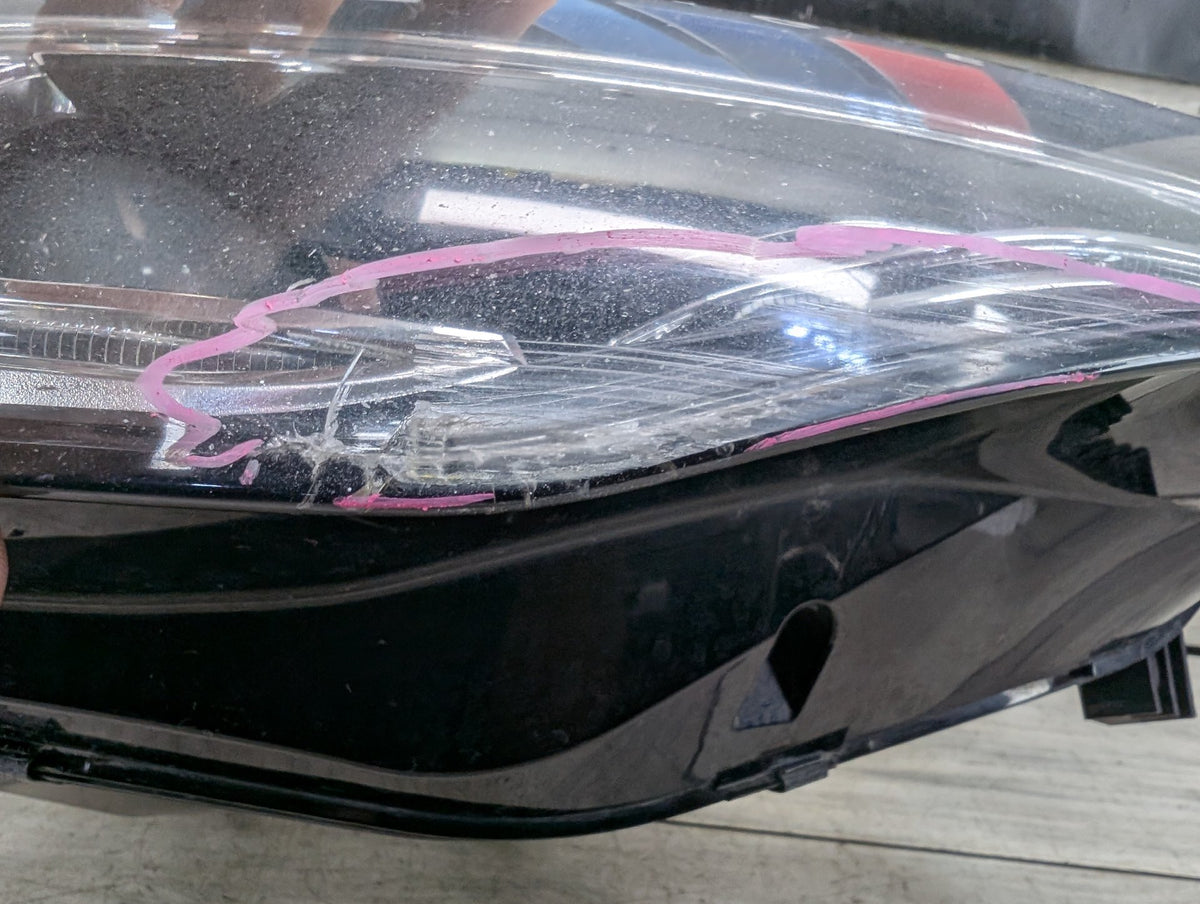 2008-2017 Audi S5 8T Front Right Passenger Headlight 8T0941006E OEM