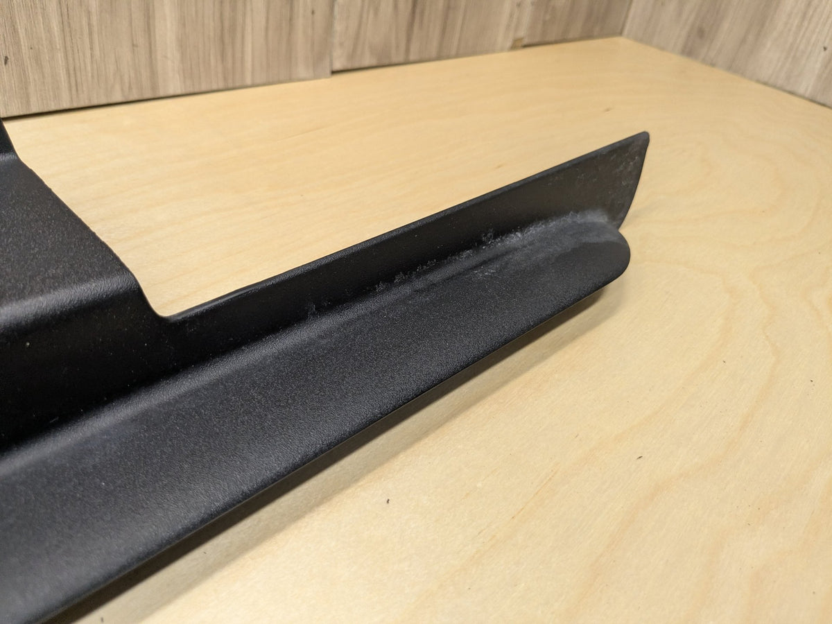 2009-2011 Mercedes-Benz SLK-Class R171 Right Scuff Plate Door Sill A1716800235